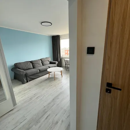 Kawalerka Mlodych Patriotow 아파트 글리비체